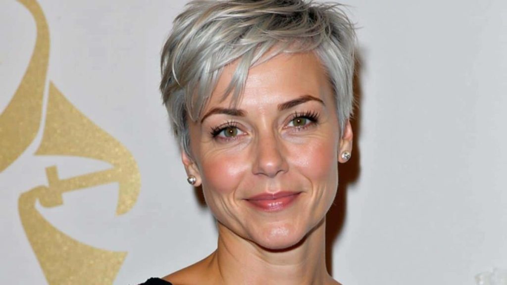 Grey Hair Styling